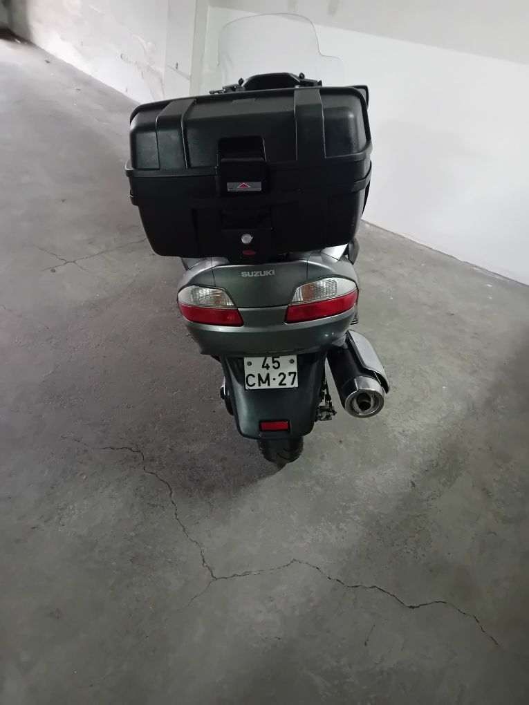 Suzuki Burgman 650 Executive