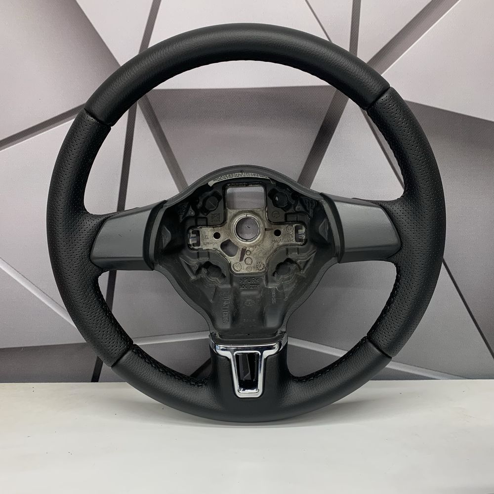 Перетянутий руль до VW Caddy Jetta Golf B6 Passat Polo на обмін
