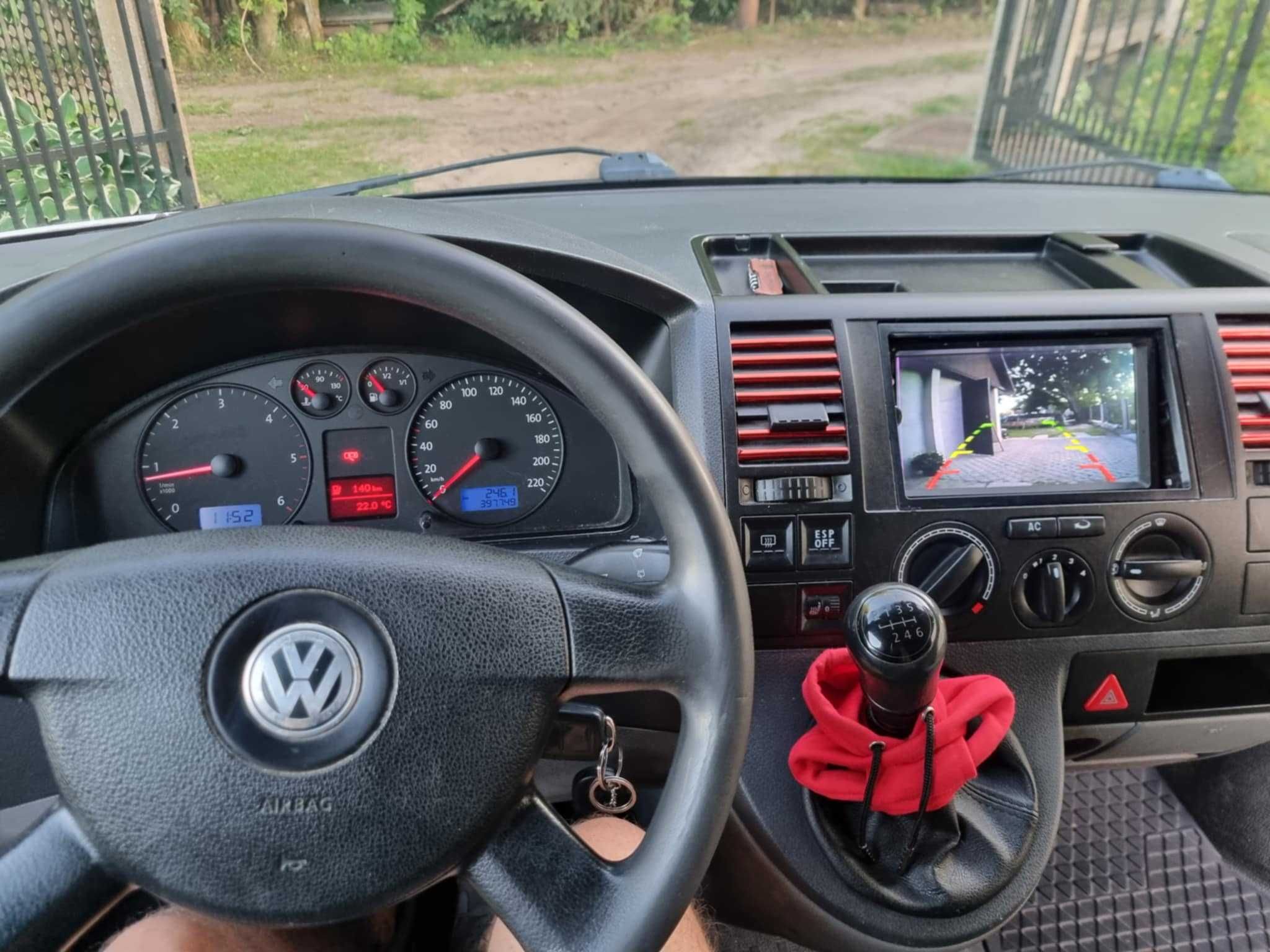 Volkswagen T5 2.5 TDI 130 KM (2009 rok)