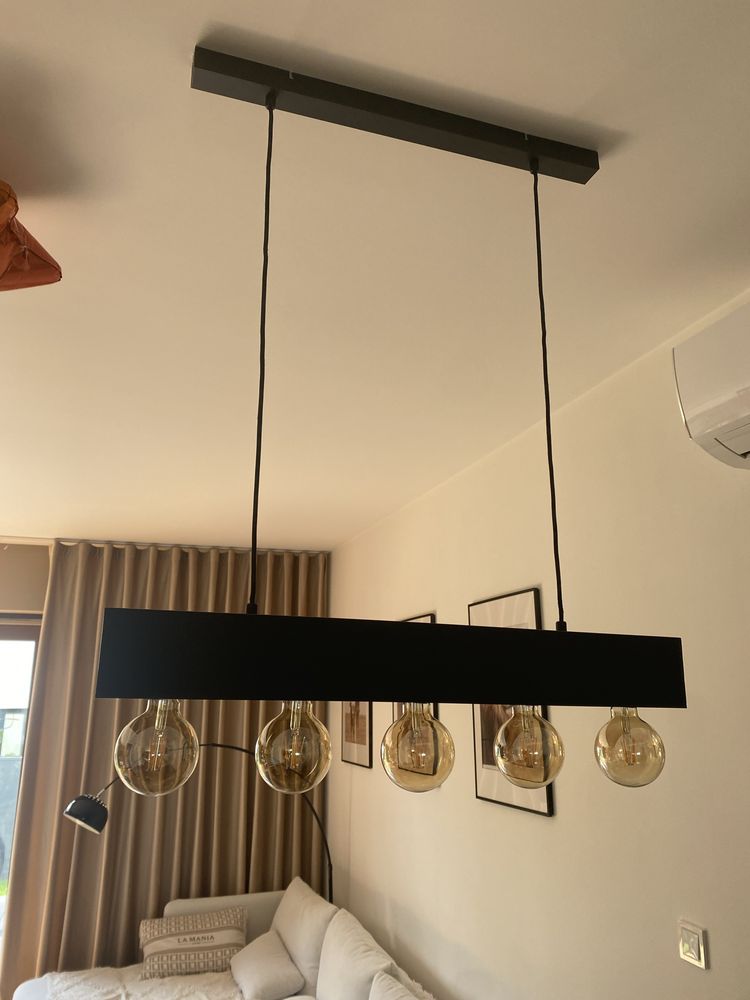 Lampa sufitowa czarna