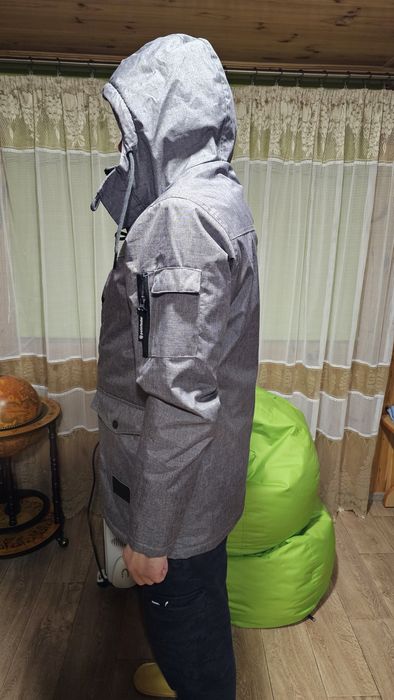 Куртка підліткова в гарному стані