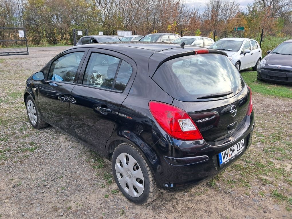 Opel corsa 1,2 benzyna