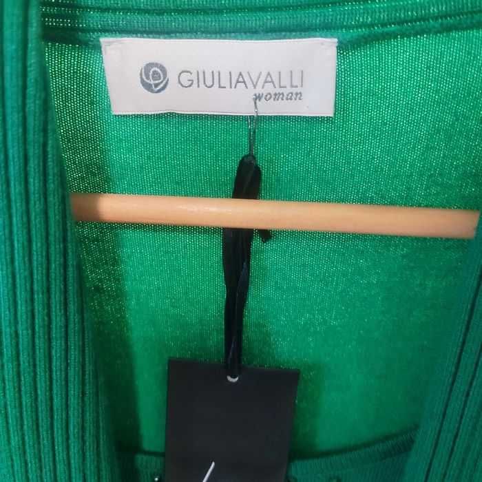 Одяг святковий жіночий