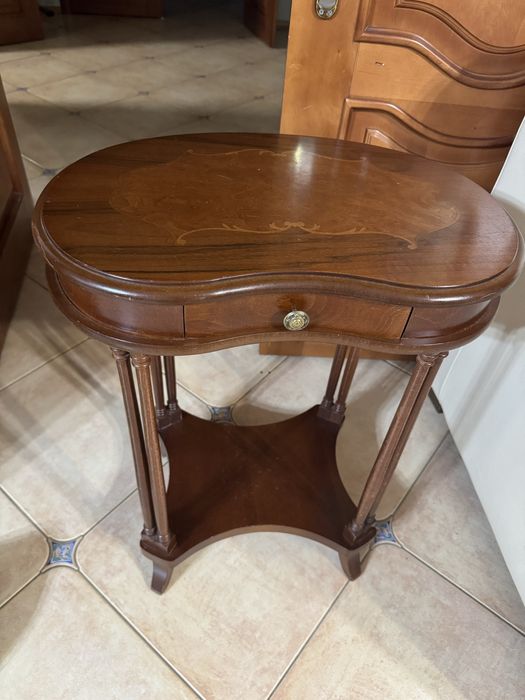 Підставка столик стол подставка деревʼяна деревянная