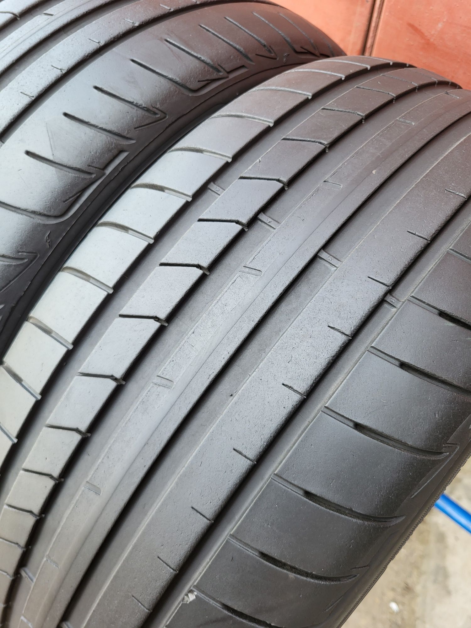 245/40/19 R19 GoodYear Eagle F1 RunFlat 2шт ціна за 1шт шини
