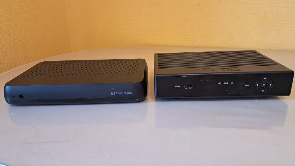 TV приставки Canal Digital S70CDS + ARDIS VIP2502EW