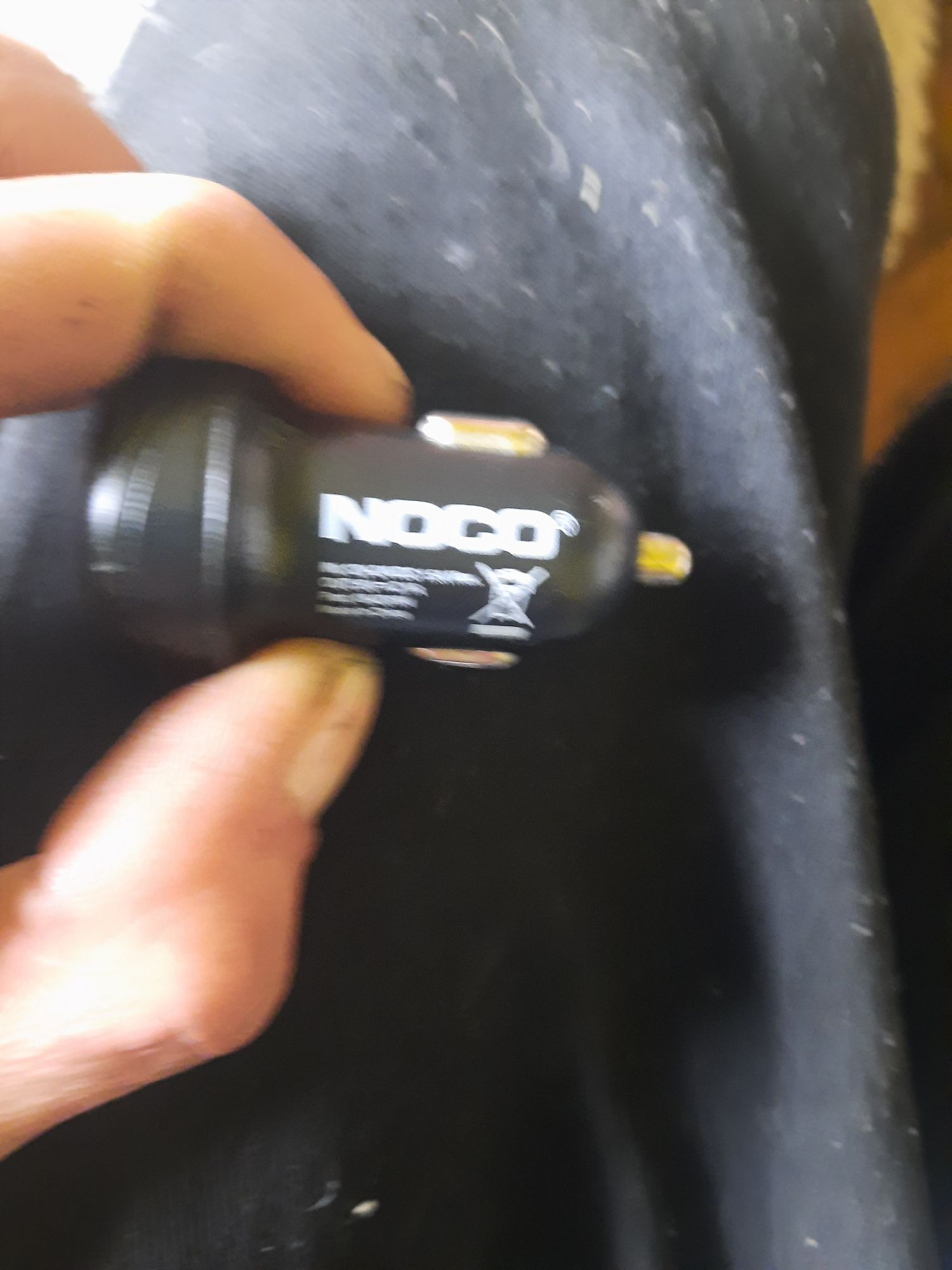Przejściówka gniazda zapalniczki na usb