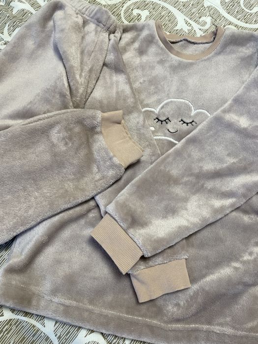 Пакет речей, спортивний костюм , піжама плюшева