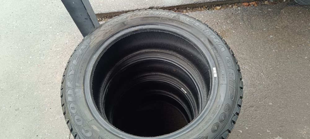 215 55 17 Goodyear