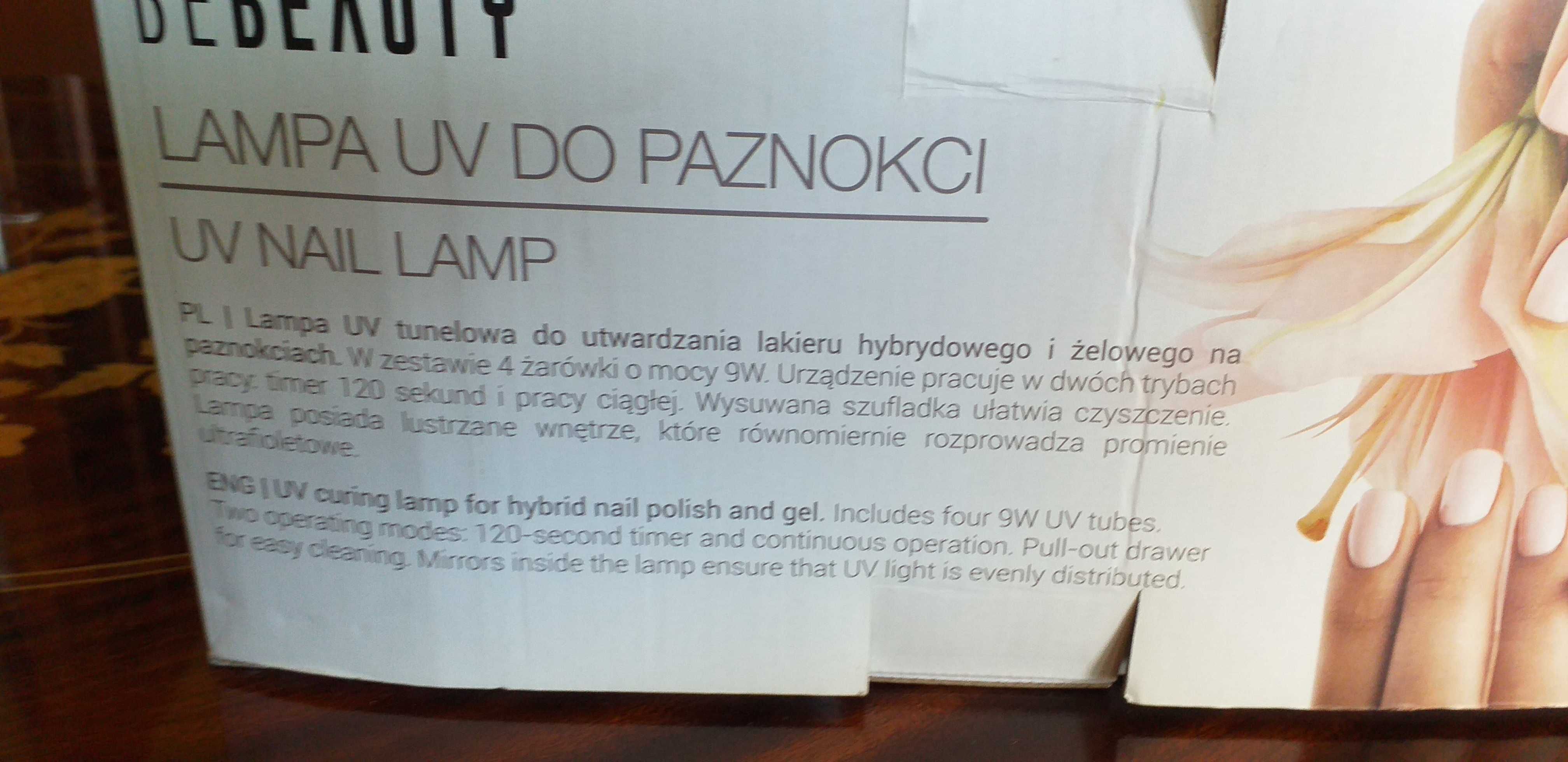 Lampa UV do utwardzania lakieru hybrydowego i żelowego na paznokciach