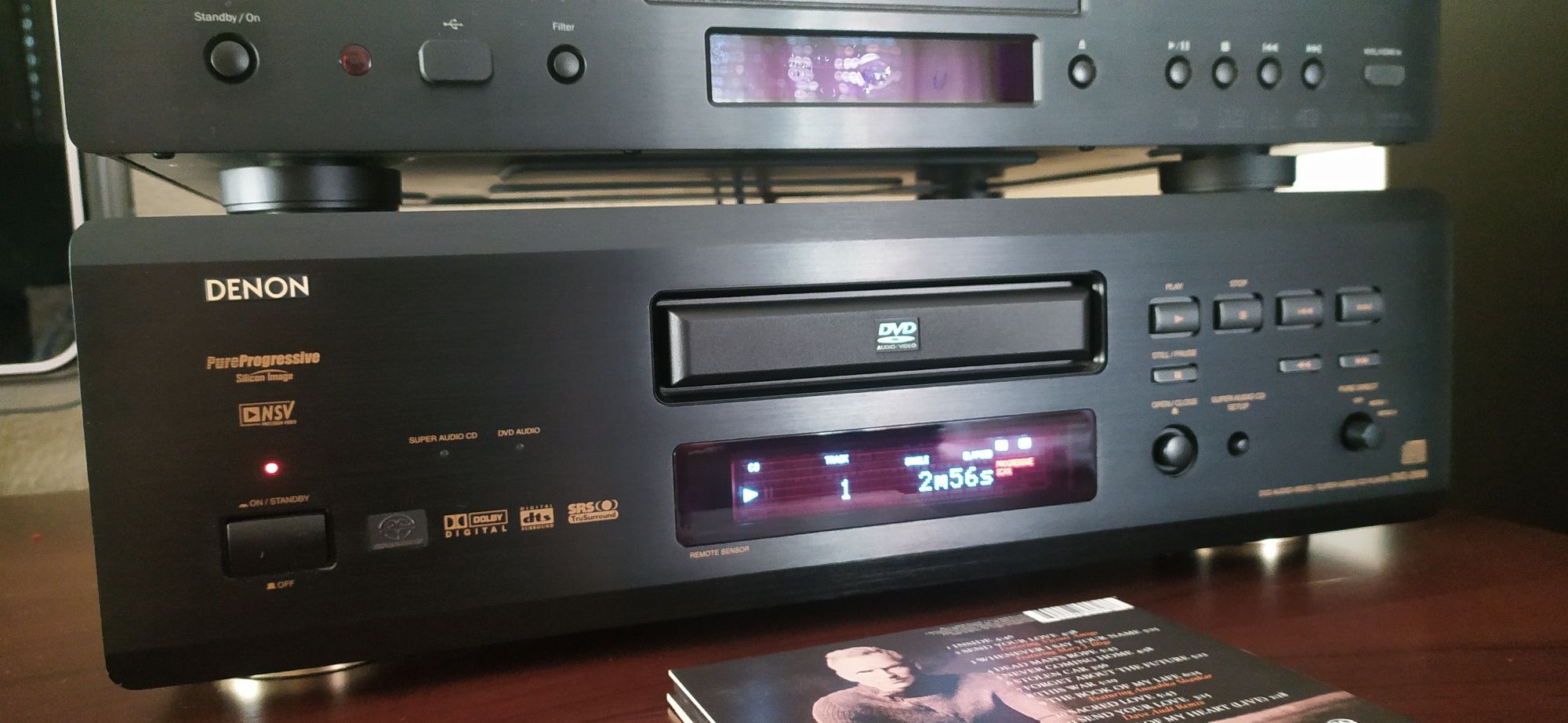 Leitor universal Denon DVD 2900