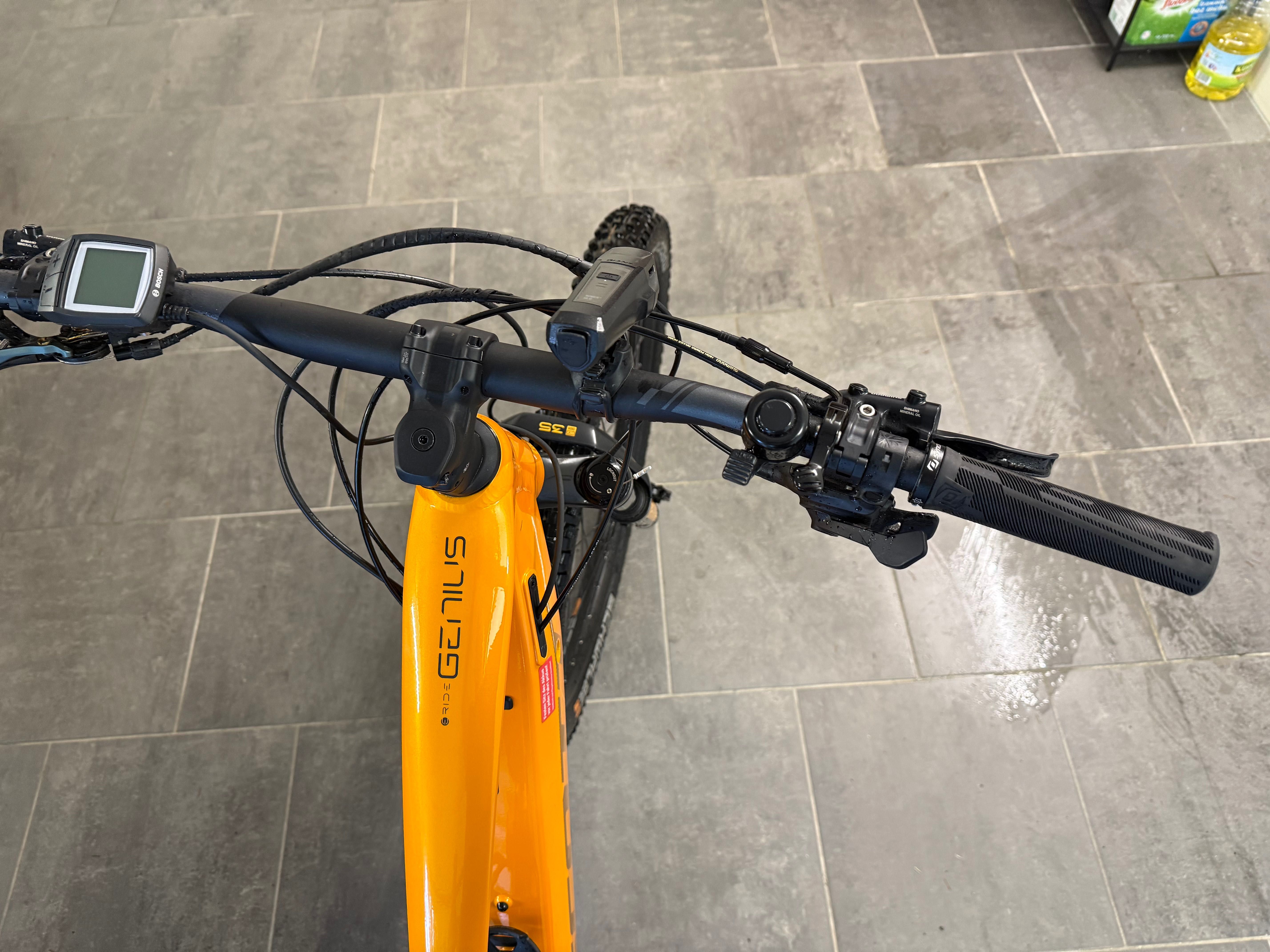 Rower MTB elektryczny SCOTT