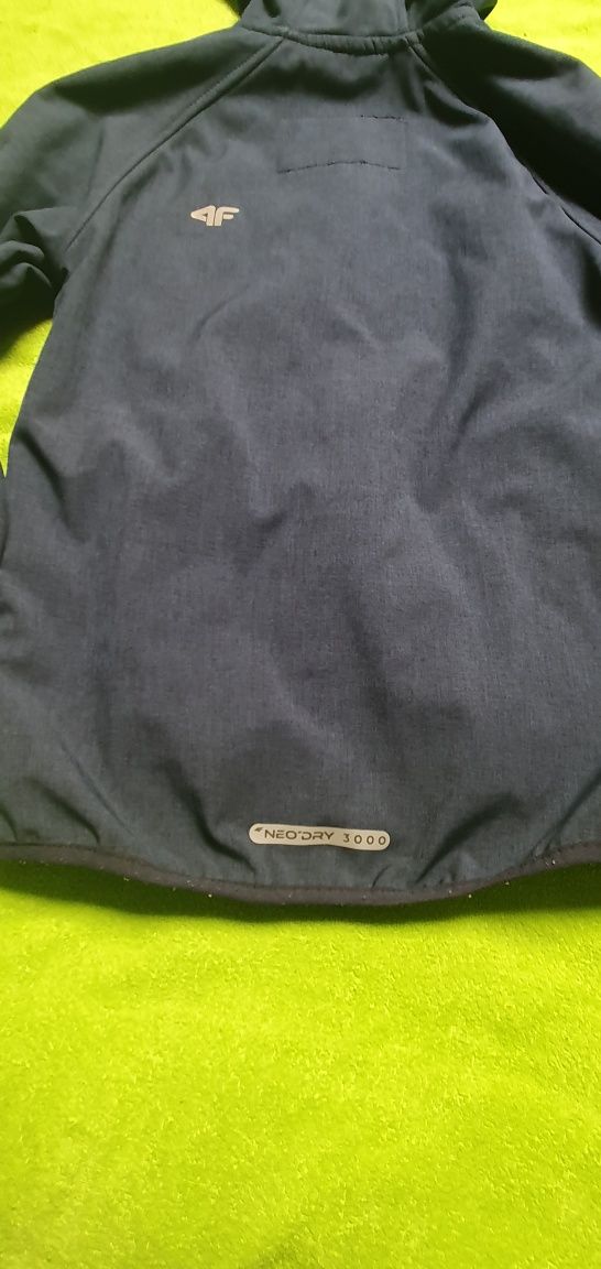 Kurtka softshell 4f r.140