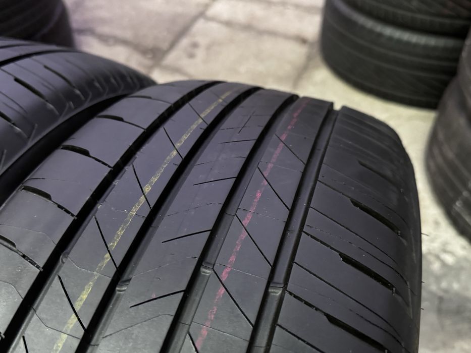 NOWE Opony Bridgestone 255/45/20 z 2025r komplet