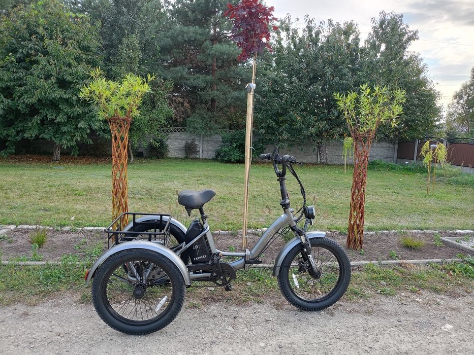 Rower trzykołowy elektryczny e-bike trójkołowiec