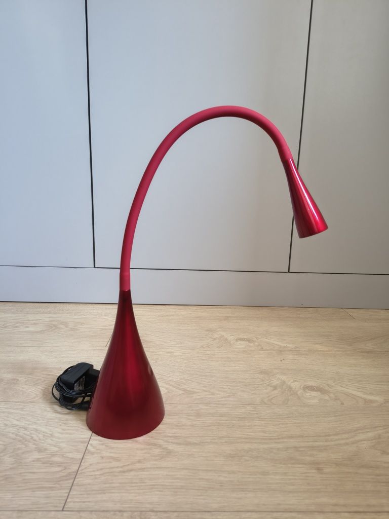 Lampka biurkowa LED