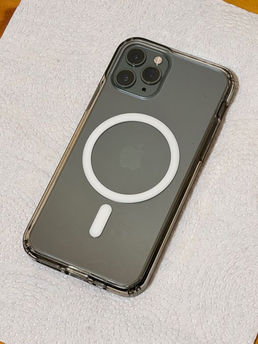 iPhone 11 Pro em estado de novo