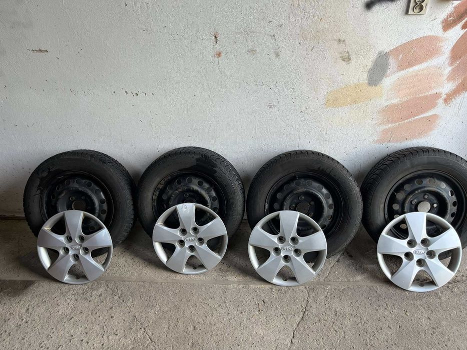 Koła zimowe Dębica 195/65 R15 na stalowych felgach