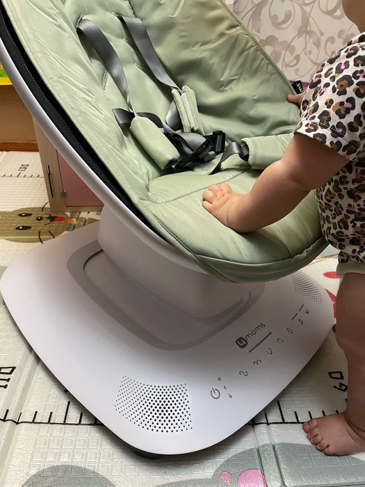 4moms Заколисуючий центр