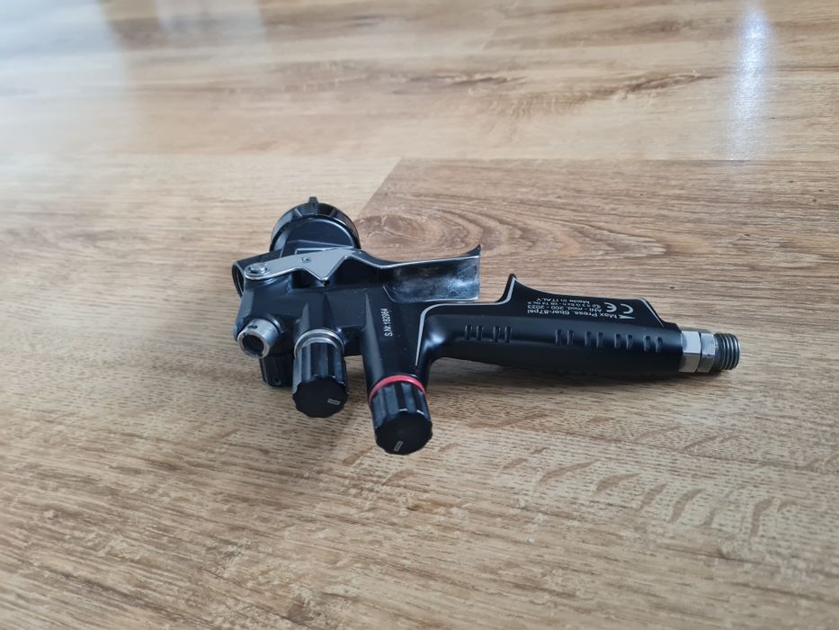 Pistolet lakierniczy Ani Black Clear 1.3