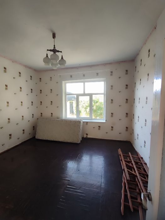 Продається частина будинку по вул.Приходька