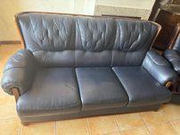 Sofa 3 lug mais duas poltronas pele