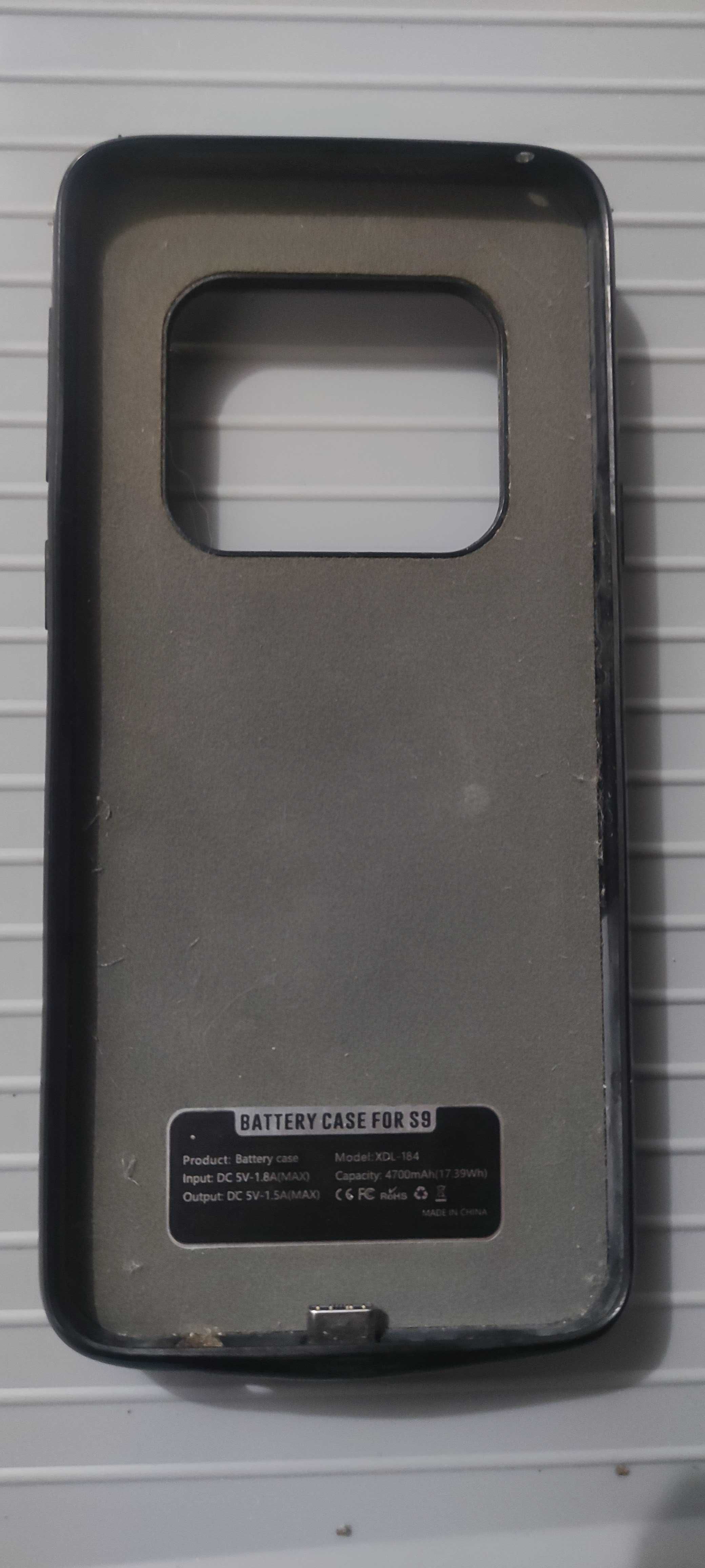 Etui Plecki Powerbank Samsung S9