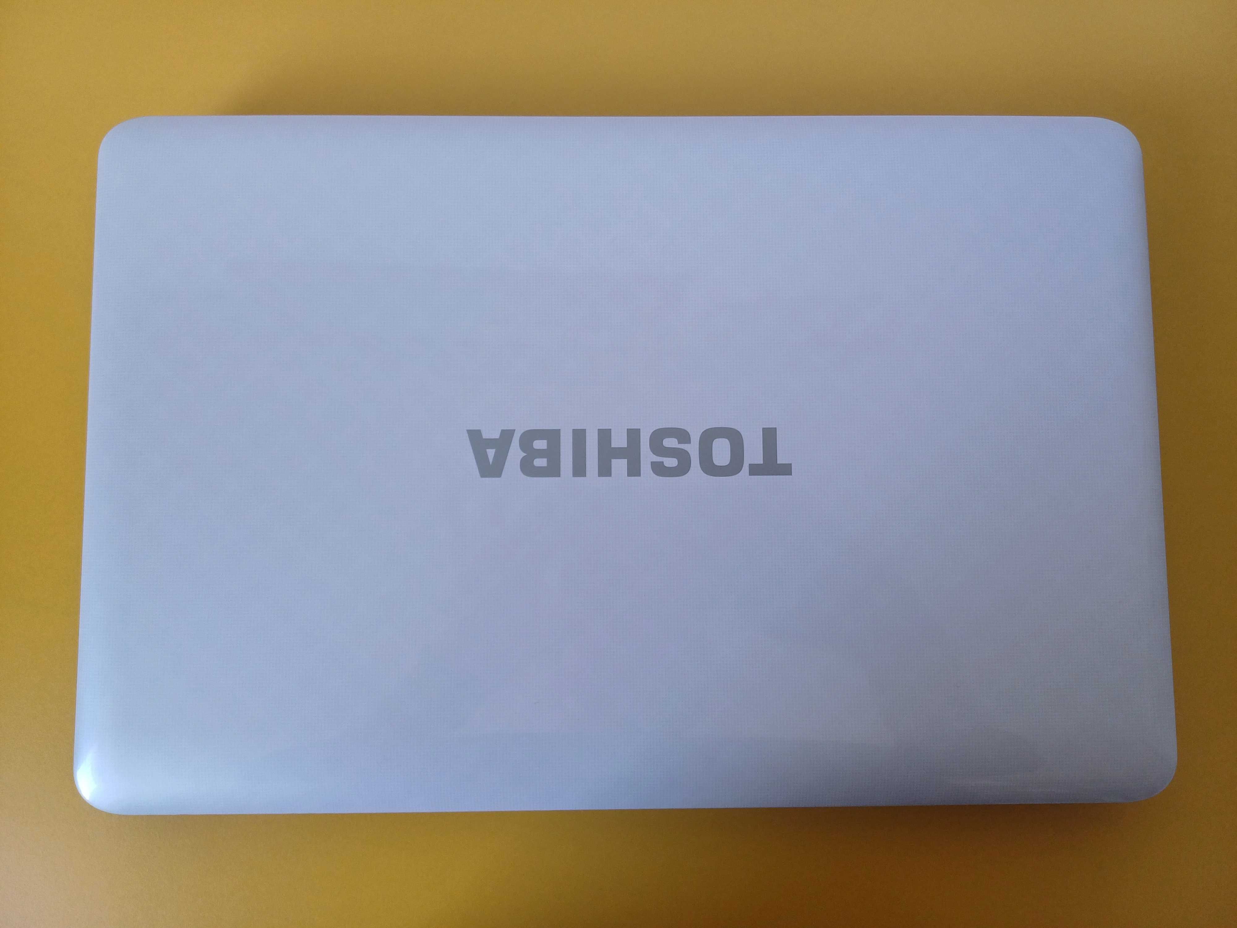 Laptop komputer Toshiba Satellite L750-1XT