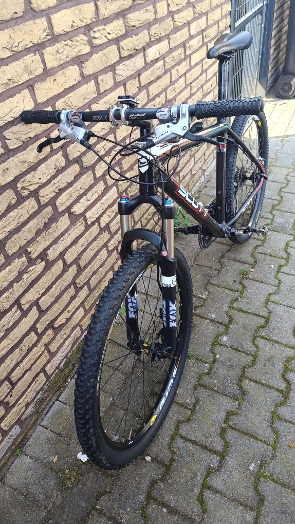 Scott scale 30 Carbon MTB