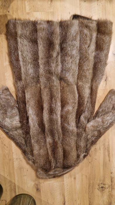 Futro z nutrii L/XL
