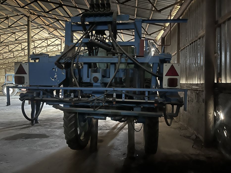 Обприскувач Berthoud-Tracker-24, 2013р