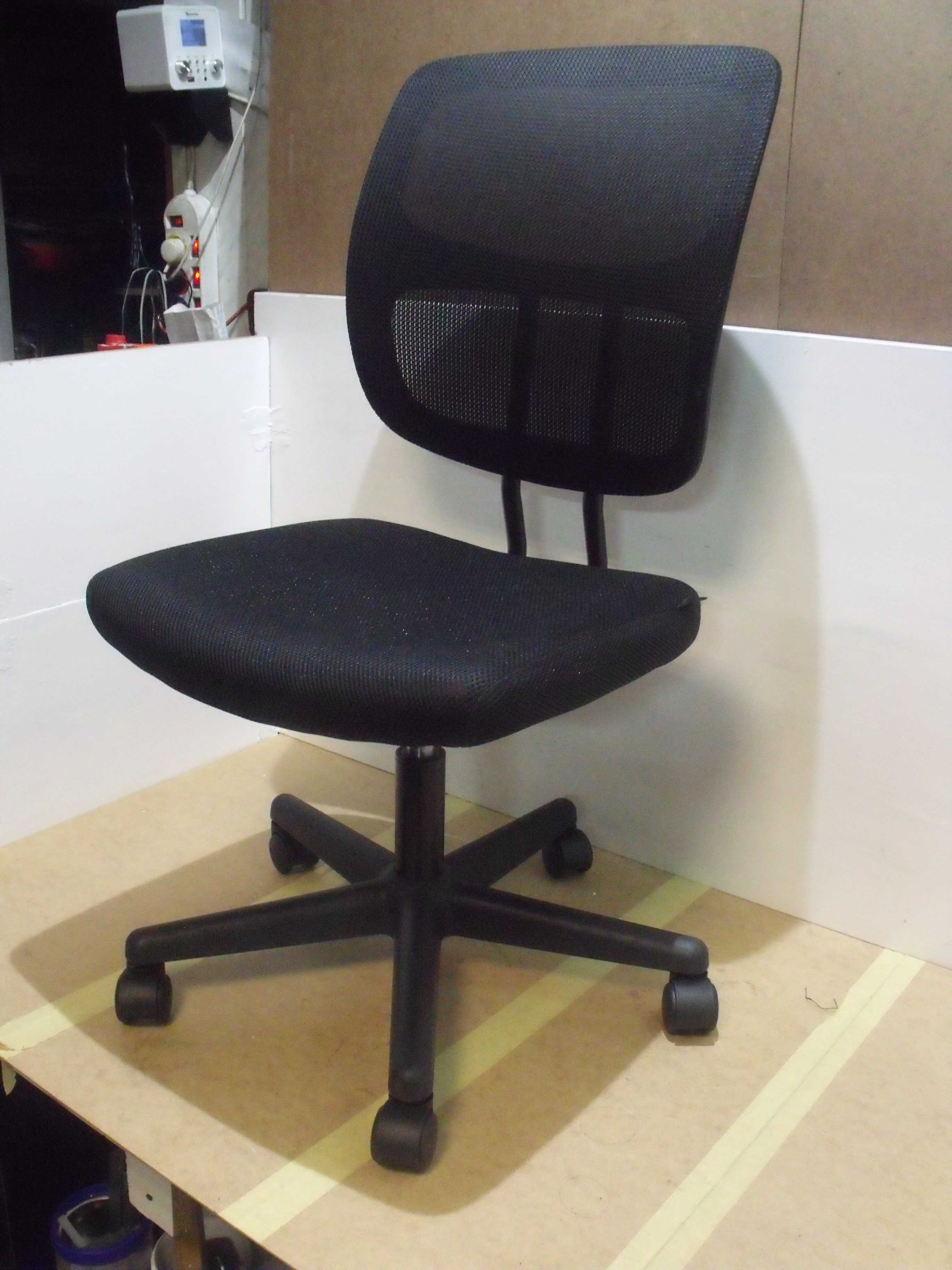 Krzesło biurowe fotel obrotowy z siatką czarny regulowany Besit