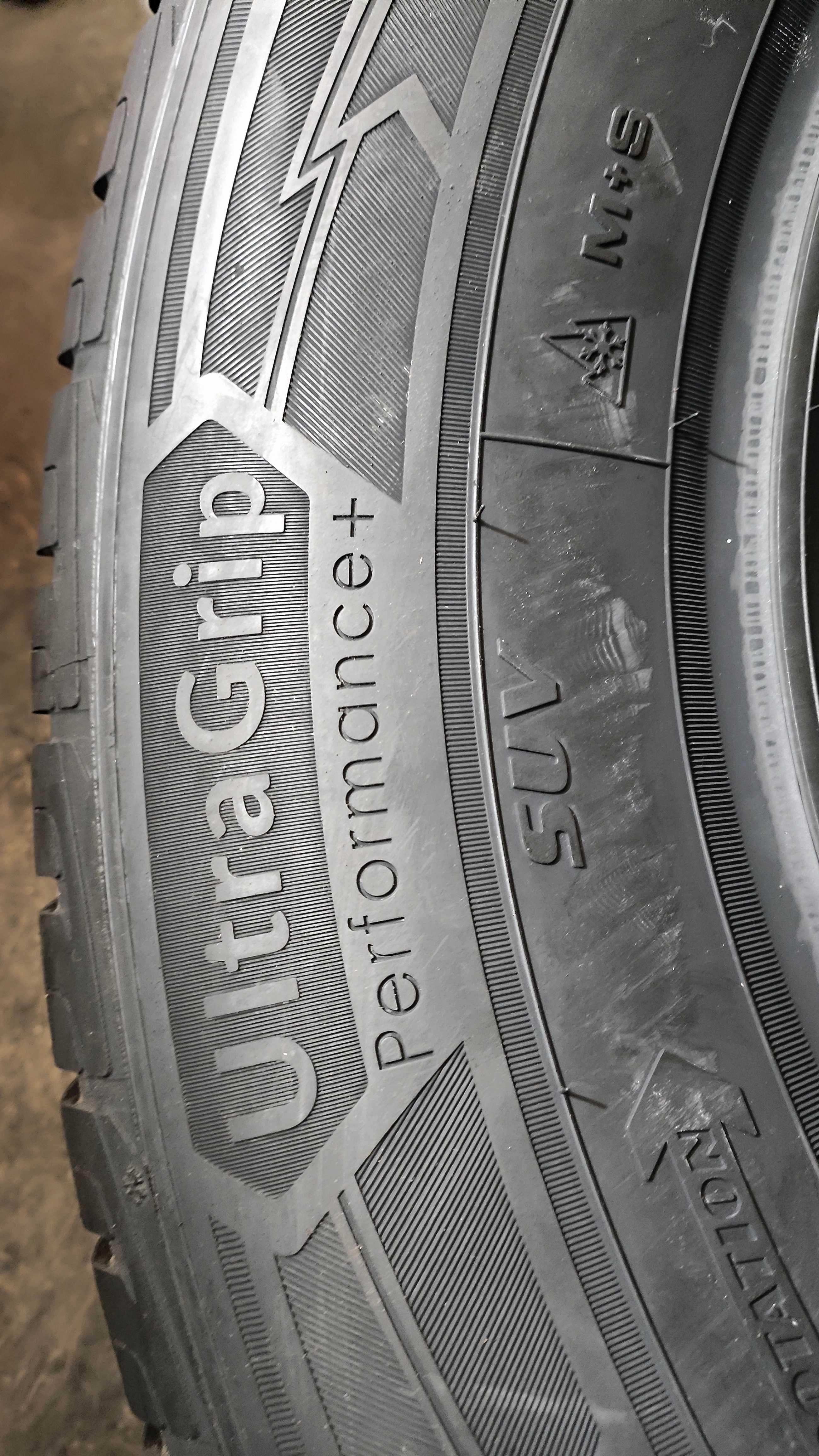 Шини Goodyear UltraGrip Performance+ SUV 265/65 R17 116H XL