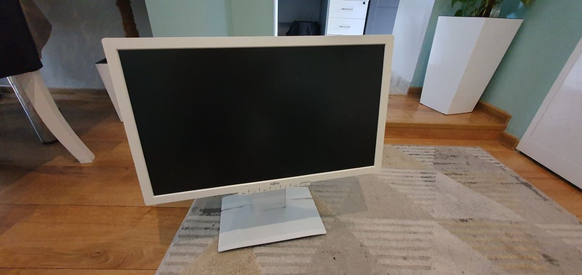 Monitor  biały  17 cali