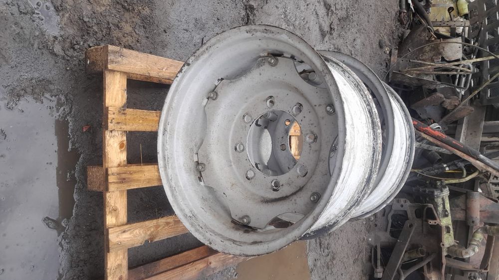 Zetor proxima 7441 gwiazdy felgi obręcze r 24 zetor most carraro