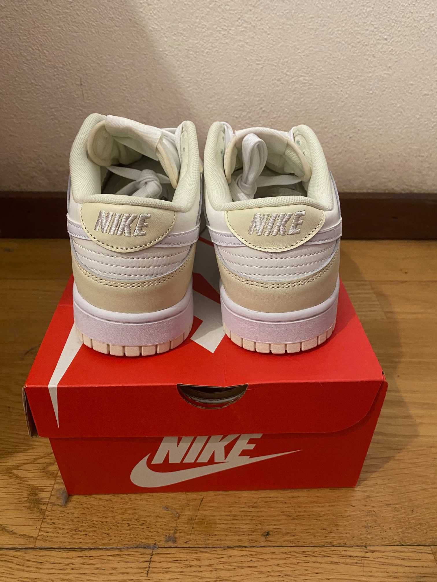 Nike Dunk Low Coconut Milk US9 EU 42,5