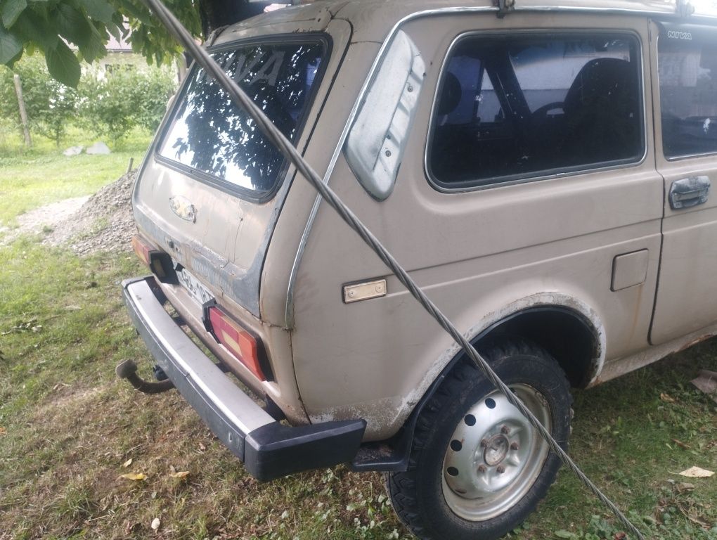 Продам Ниву 2121