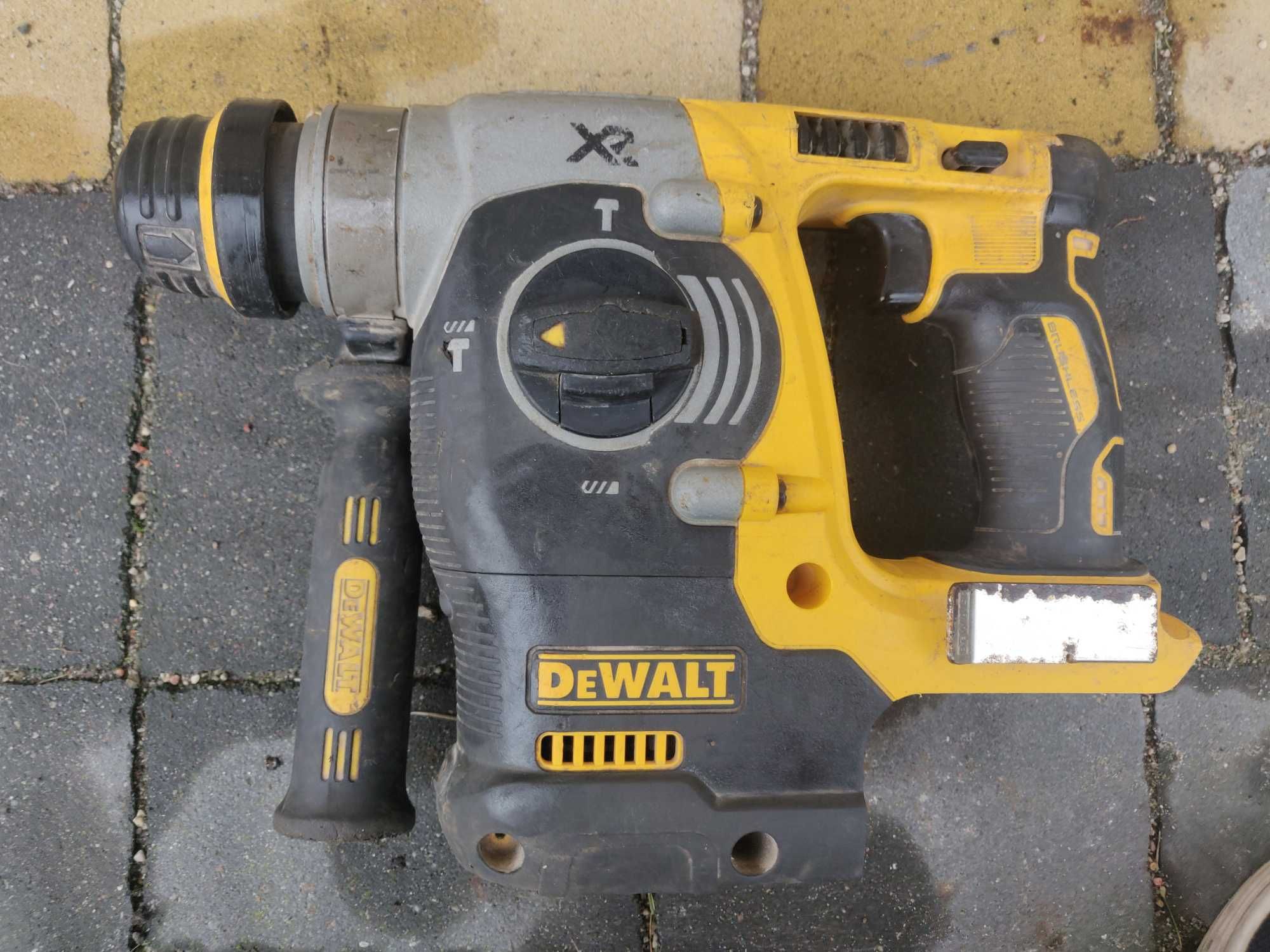 Wiertarka DEWALT DCH273 18V Młotowiertarka