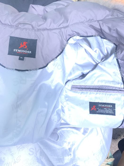 Пуховик жіночий