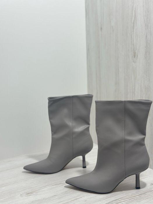 Ботильйони, черевики, сапоги h&m