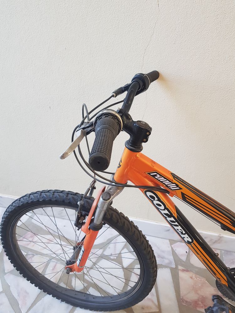 Bicicleta laranja