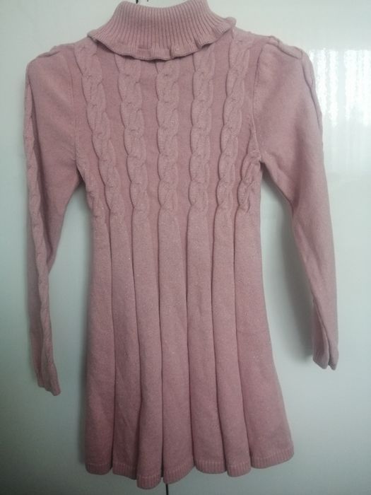 Sukienka sweterkowa dziewczęca rozmiar 128/134