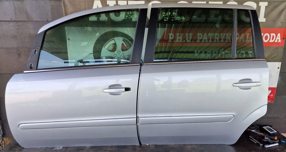 DRZWI LEWE PRZÓD TYŁ OPEL ZAFIRA B Z157