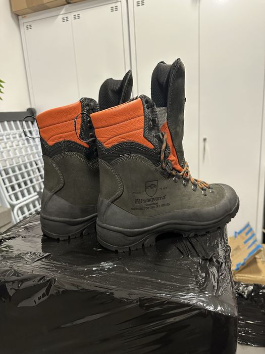 Buty Obuwie Ochronne Husqvarna Technical BHP Stihl dla pilarza Oregon