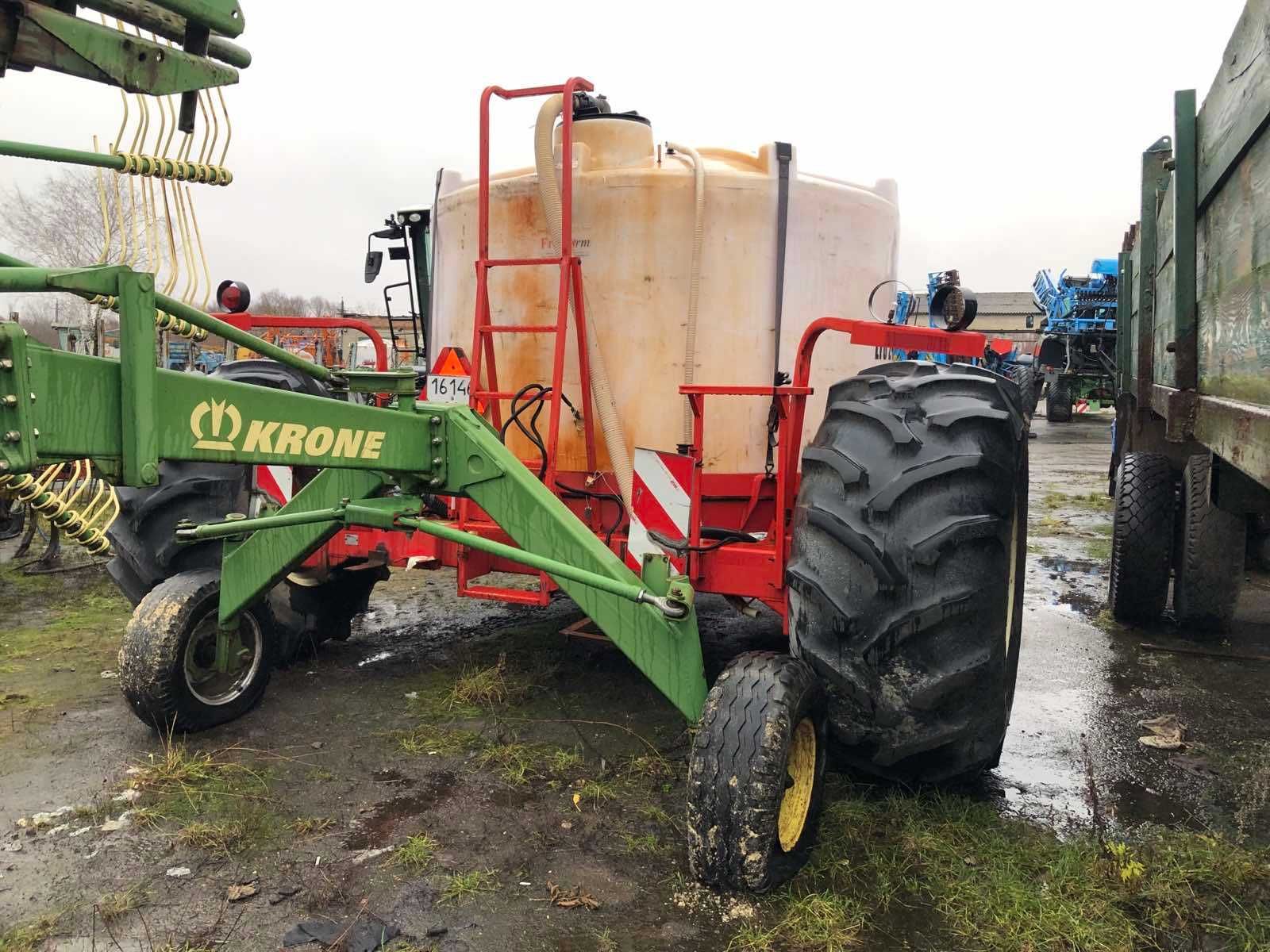 Валкоутворювач Krone Swadro-1010
