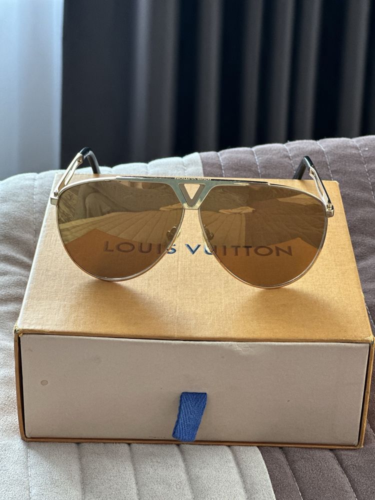 Окуляри Louis Vuitton