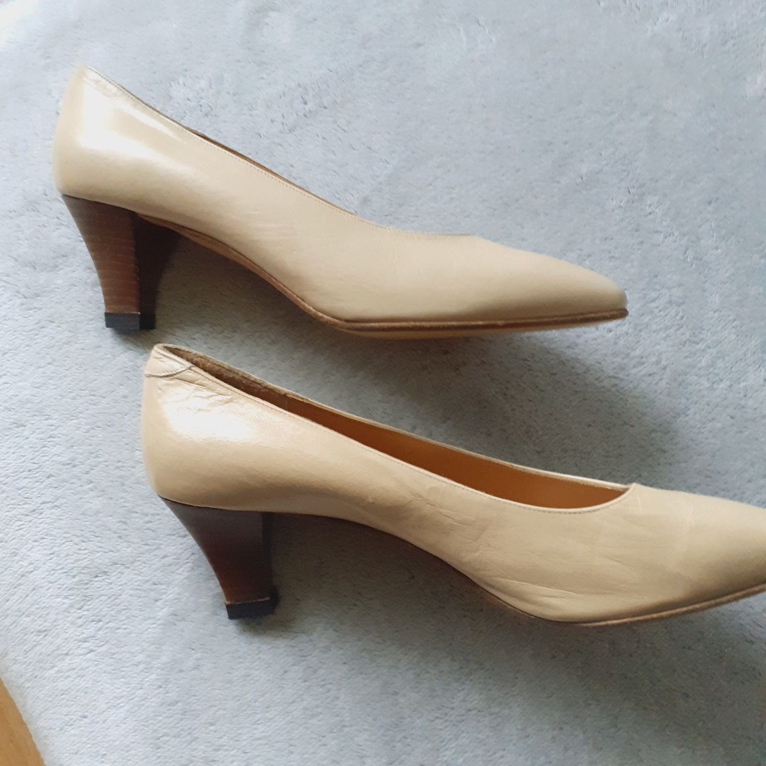 Buty włoskie, skórka