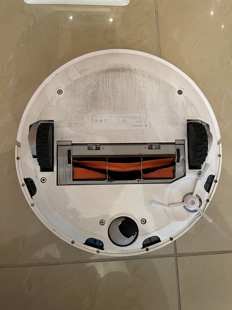 Робот-пылесос Xiaomi Mi Robot Vacuum Cleaner