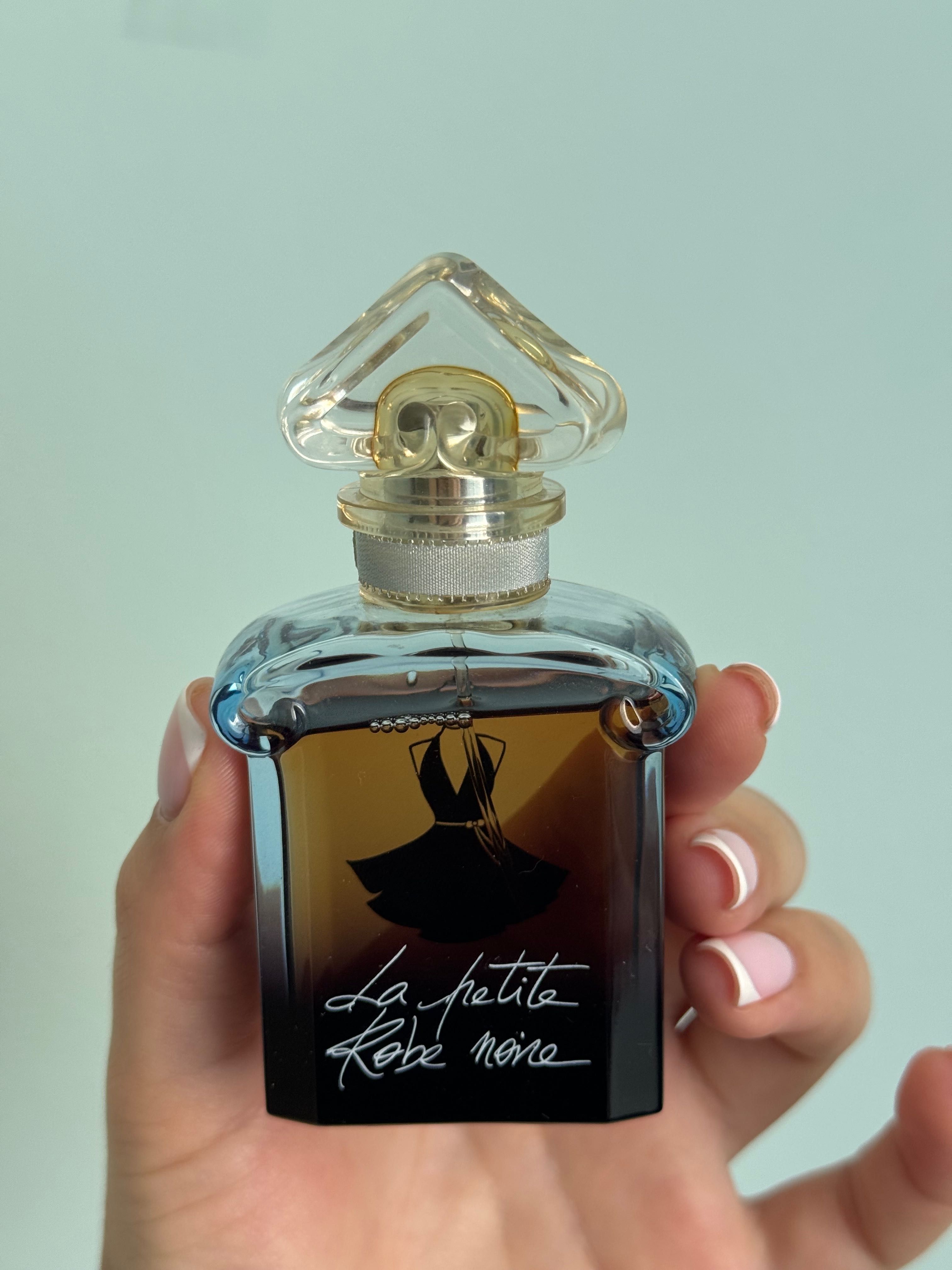 Парфюм Jimmy Choo Blossom, Guerlain La petite Robe noire