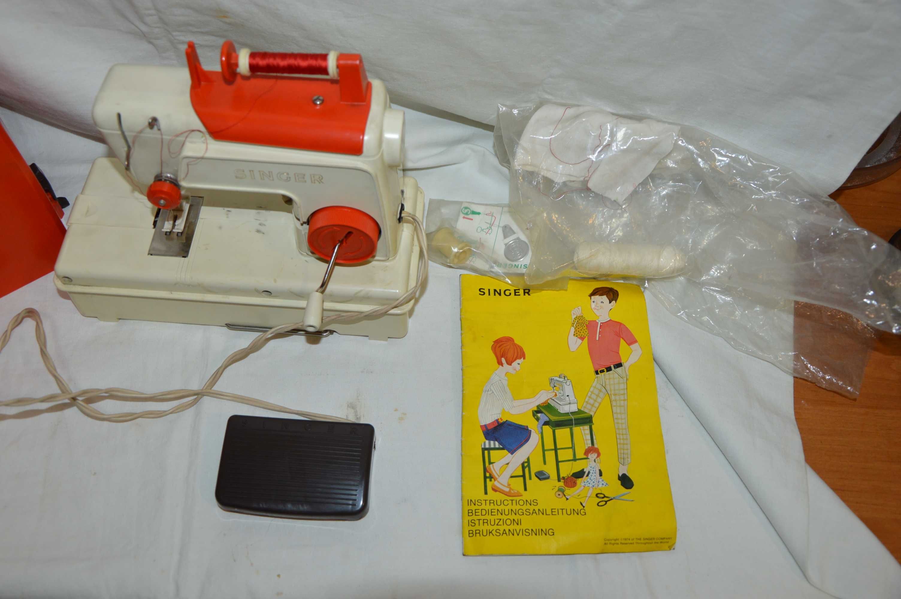 Singer Maszyna do szycia dla dzieci Model 67 B-Lata 70